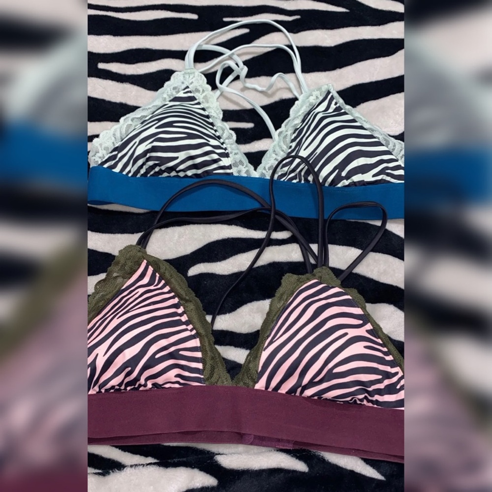 Pink Victoria’s Secret brallete